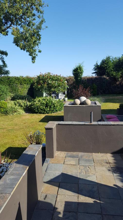 The White Dove Bed And Breakfast With Glamping Newark Showground エクステリア 写真