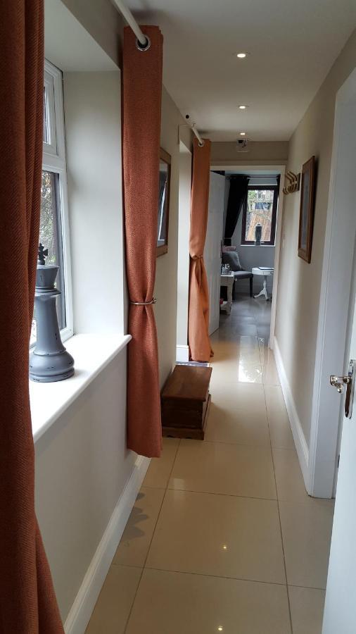 The White Dove Bed And Breakfast With Glamping Newark Showground エクステリア 写真