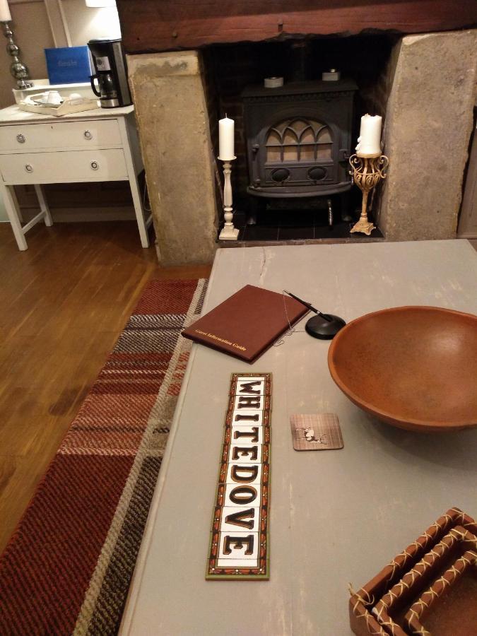 The White Dove Bed And Breakfast With Glamping Newark Showground エクステリア 写真