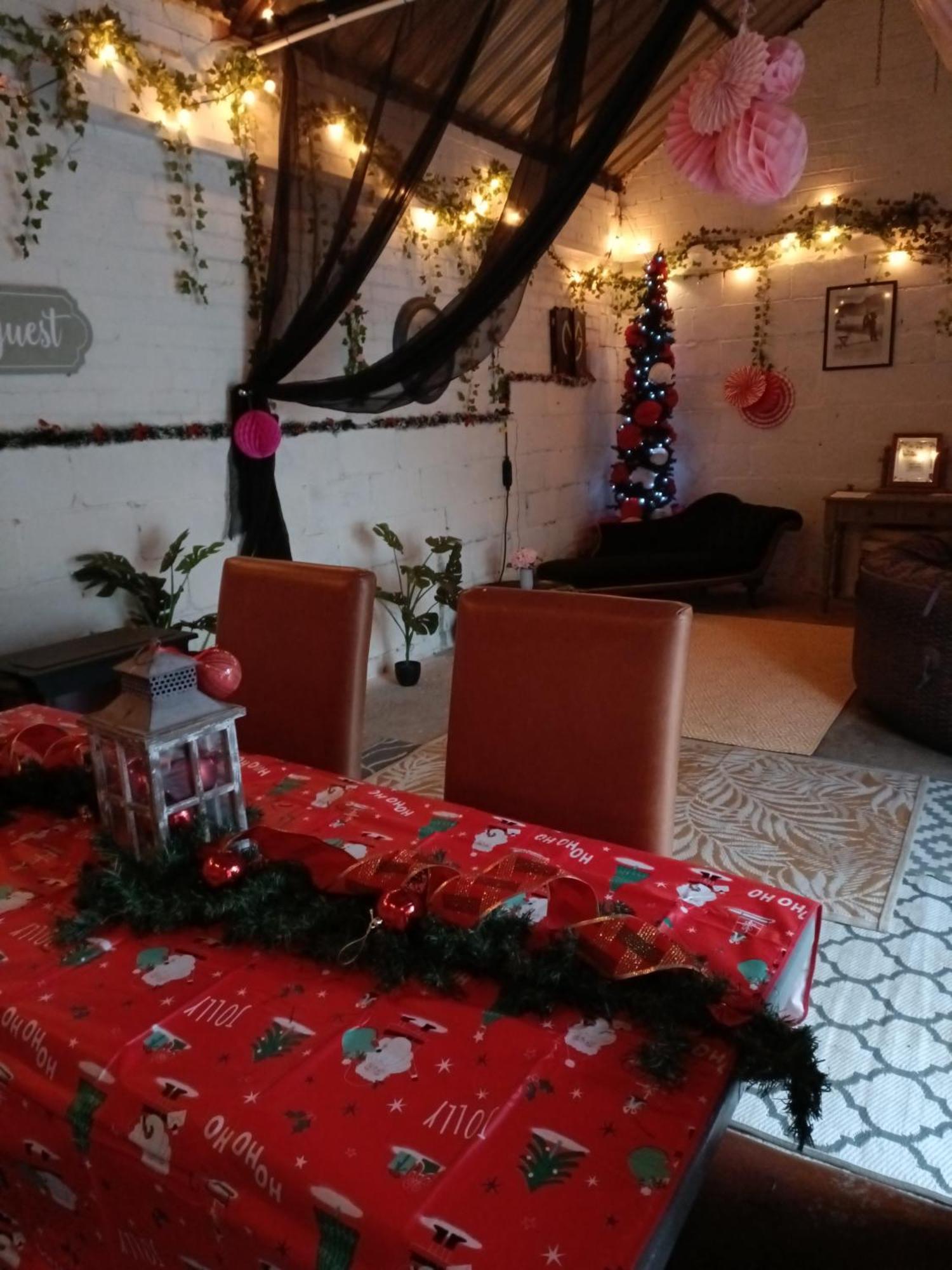 The White Dove Bed And Breakfast With Glamping Newark Showground エクステリア 写真